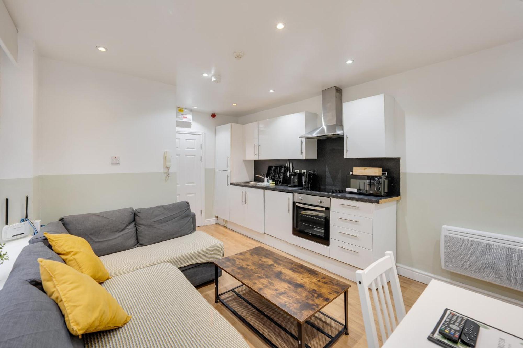 2 Bedroom Apartment For Up To 6 Nr Centre Cardiff Eksteriør billede