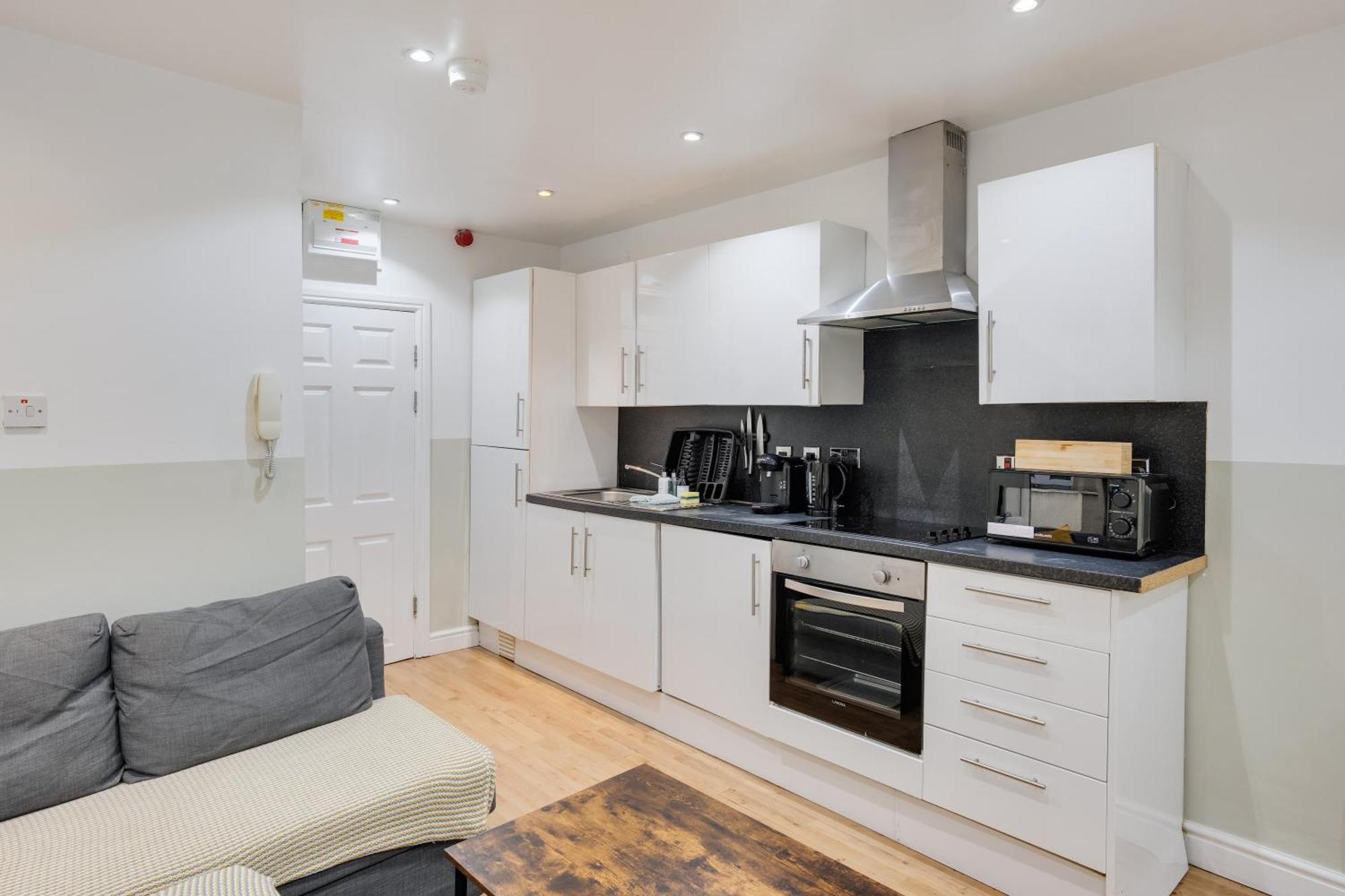 2 Bedroom Apartment For Up To 6 Nr Centre Cardiff Eksteriør billede