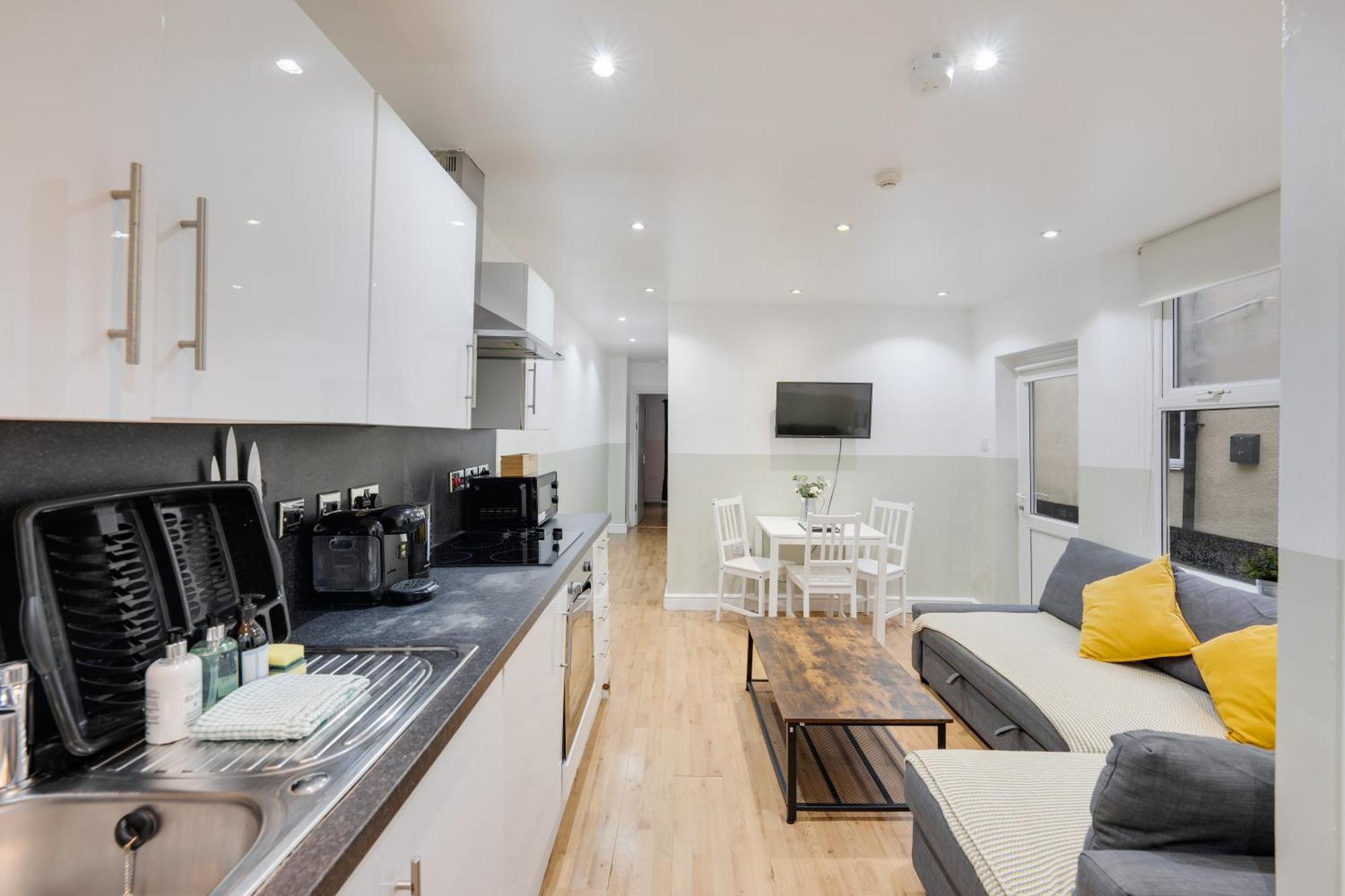 2 Bedroom Apartment For Up To 6 Nr Centre Cardiff Eksteriør billede